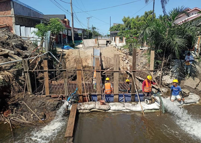 Pemkot Bengkulu Bangun Jembatan Baru di Jalan Semangka Kampung Melayu