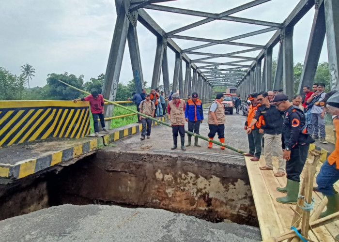 Jembatan Putus di Rejang Lebong, 3 Warga Jadi Korban