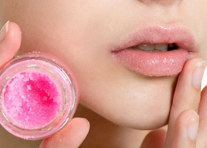 6 Perbedaan Lip Balm dan Lip serum, Mulai dari Fungsi Hingga Ketahanan 