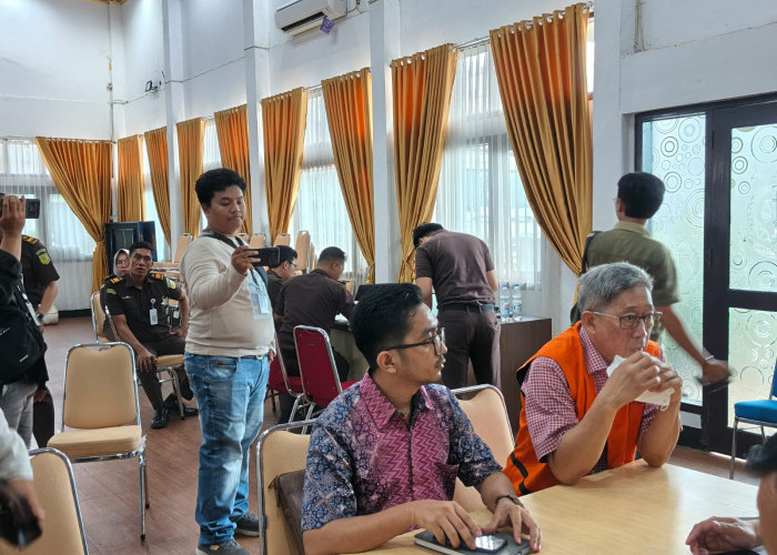 Berkas P21, Kejati Bengkulu Limpahkan Tersangka Korupsi Mega Mall ke JPU 