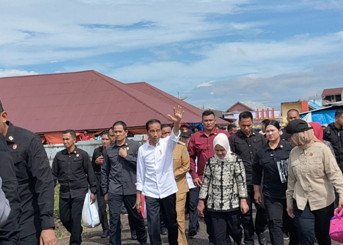 Kunjungi Pasar Induk Purwodadi, Presiden Disambut Antusias Oleh Masyarakat Bengkulu Utara 
