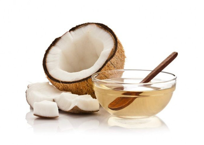 Begini Cara Mudah Membuat Virgin Coconut Oil (VCO) di Rumah