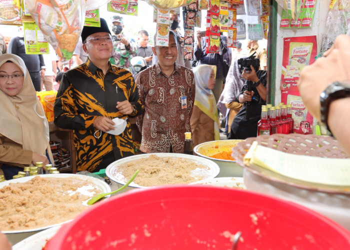 Gubernur Bengkulu Blusukan ke Pasar Tradisional, Ternyata Harga Bapok Pada Naik