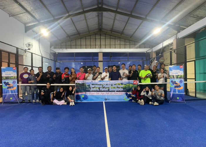 Seru! Astra Motor Bengkulu Ajak Awak Media Main Padel Sambil Bukber