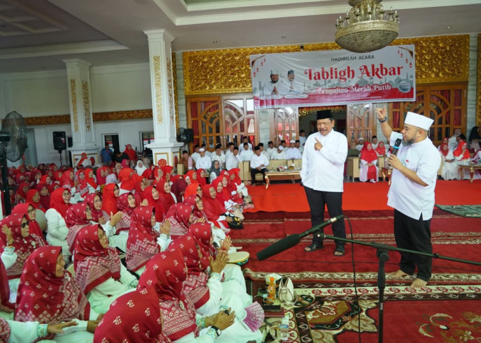 Gelar Tabligh Akbar, Rumah Dinas Gubernur Bengkulu Dipadati Masyarakat 