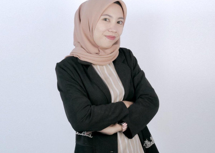 Tri Yulianti S.I.Kom, Jurnalis Bengkuluekspress.com Pimpin Ikal Mahasiswa S1 Jurnalistik Fisip Unib