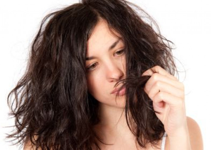 Tampil Lebih Percaya Diri, Berikut 10 Tips Luruskan Rambut Mengembang Tanpa Salon 
