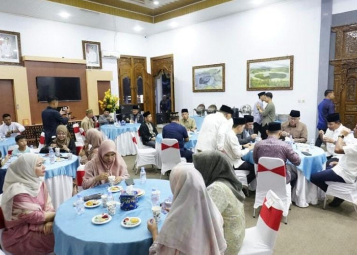 Bukber di Pendopo Rumdin, Pemkab Rejang Lebong Pererat Komunikasi Lintas Sektor