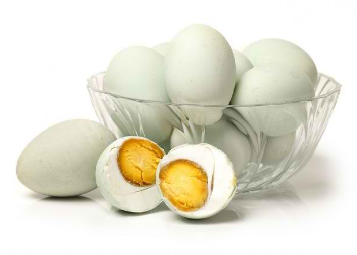 Ini Bahaya Telur Asin Jika Dikonsumsi Secara Berlebihan