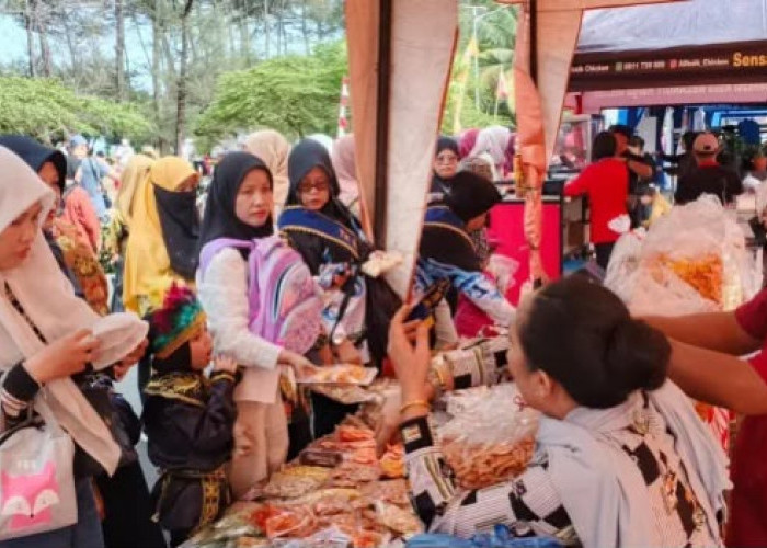 Festival Pantai Panjang 2026 Dongkrak Penjualan, Ratusan UMKM Raup Manfaat Ekonomi