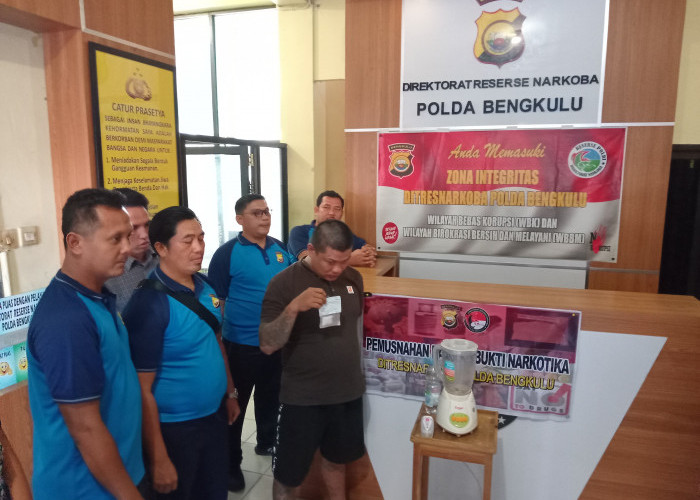 Polda Bengkulu Musnahkan Barang Bukti Milik Bandar Sabu Seberat 4,86 Gram, Pelaku Lain Terus Diburu 