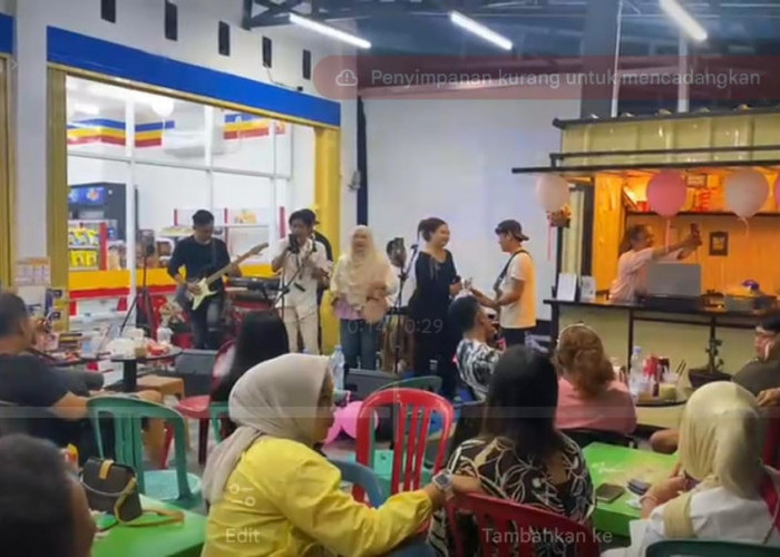 Meriah, Warga Rayakan Valentine Days di Captain Mart & Captain Coffee  Bengkulu Selatan