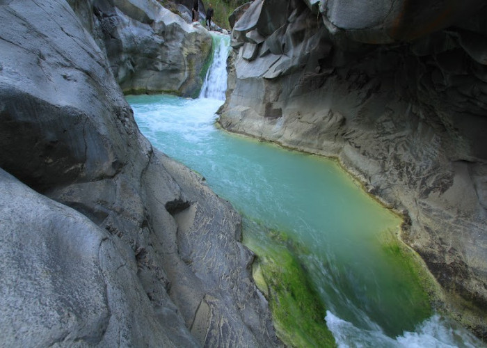 Air Terjun Mangku Kodek, Destinasi Wisata Air Terjun di Bawah Kaki Gunung Rinjani