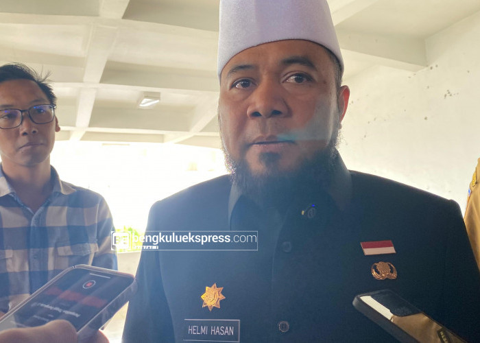 SPMB di Pantau, Gubernur Helmi: Larang Penitipan Anak, Kecuali Ada Rekomendasi KPK