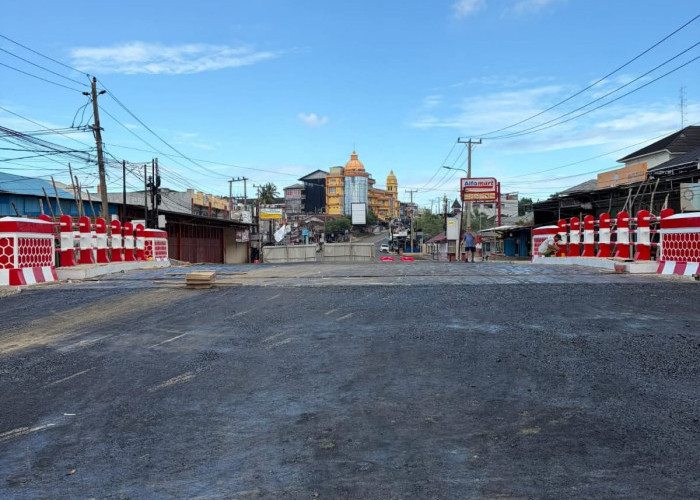 Siap Diresmikan, Jembatan Kebun Tebeng Resmi Bernama Jembatan Air Cukung Patil