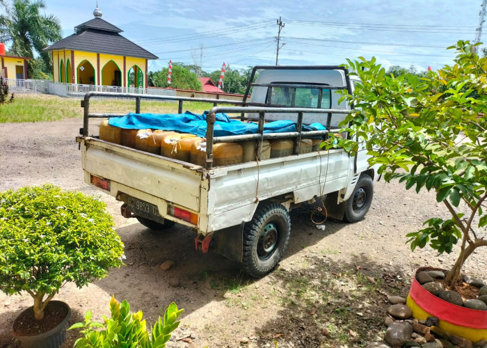 Polres Bengkulu Utara Amankan Jerigen Berisi 775 Liter Pertalite 