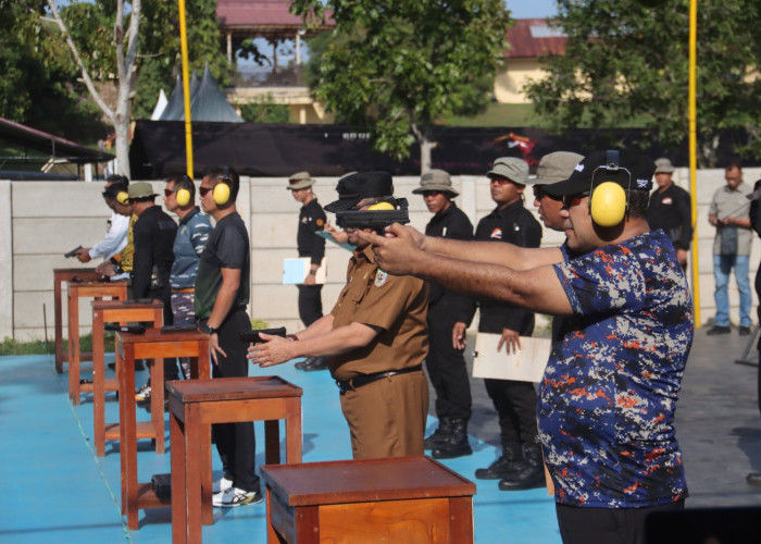 Insan Media Ikuti Kejuaraan Menembak di Mako Brimob Polda Bengkulu 