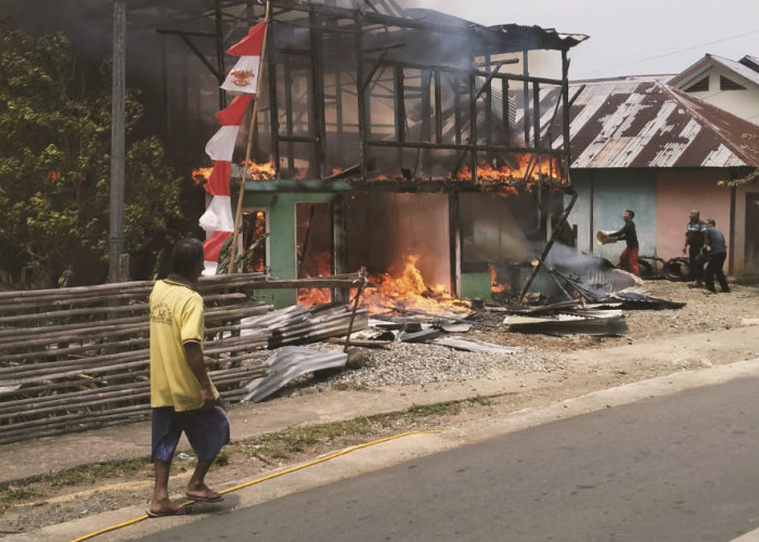 Rumah Warga Talang Tais Ludes Terbakar, Kerugian Capai Rp300 Juta