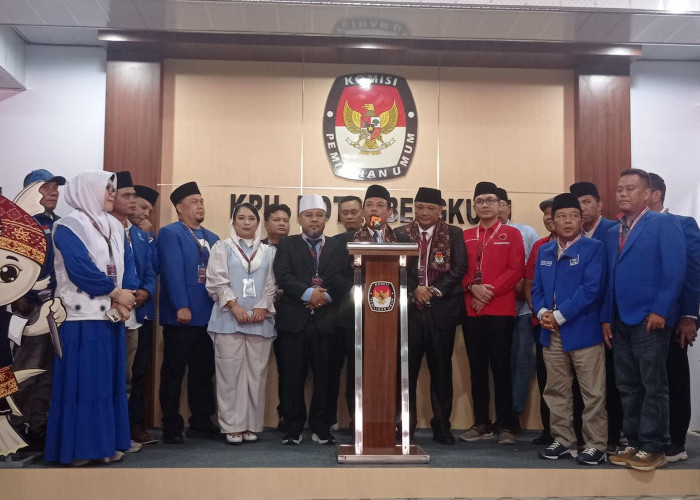 Pasangan Calon Dedy - Rony Daftar ke KPU Kota Bengkulu, Diiringi Pendukung Fanatik 'BRADER'