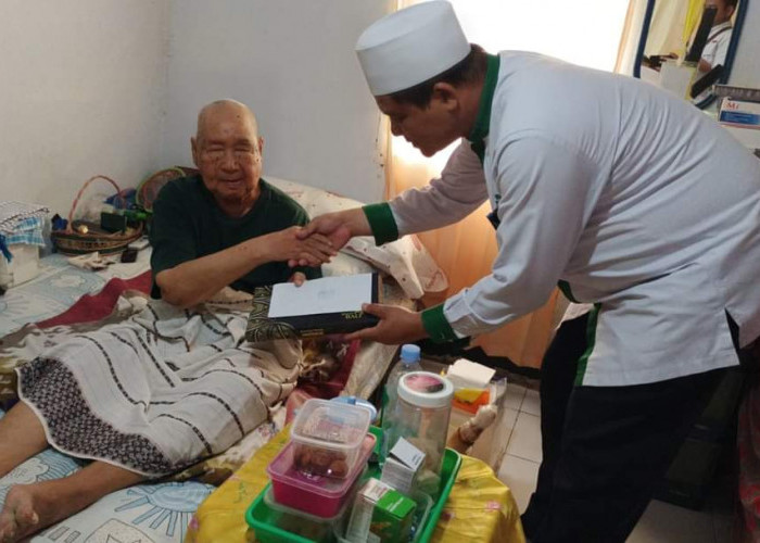 921 Orang Veteran dan Warga yang Lahir 17 Agustus Terima Bantuan Sembako 