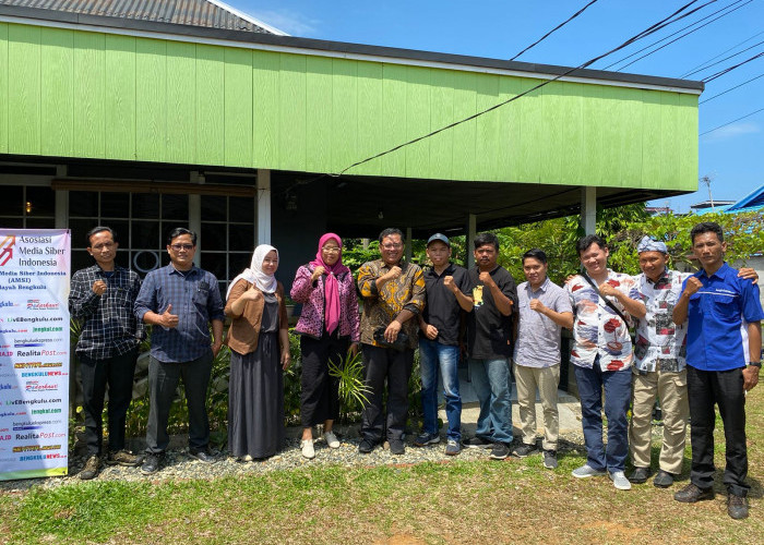 Ketua Bawaslu Provinsi Bengkulu Sambangi Markas AMSI Bengkulu, Siap Berkolaborasi Sukseskan Pemilu 2024