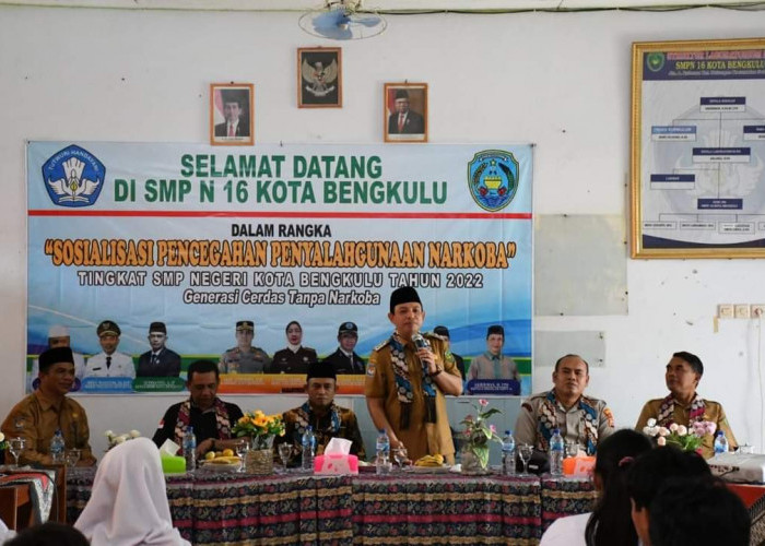 Lindungi Generasi Muda, Pemkot Bengkulu dan BNN Lakukan Sosialisasi di SMPN 16