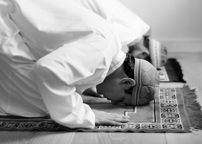 Niat Sholat Witir 1 dan 3 Rakaat: Tata Cara, Bacaan Lengkap, dan Keutamaannya
