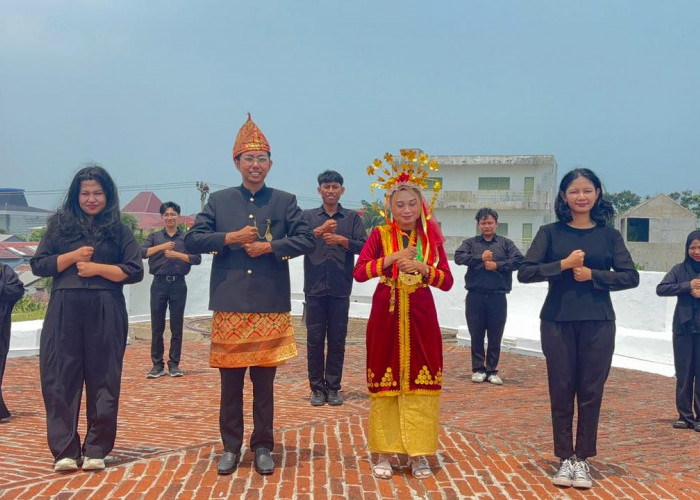 Karya Kreatif GERKATIN Bengkulu, Mars Kota Bengkulu Dibawakan dalam Bahasa Isyarat