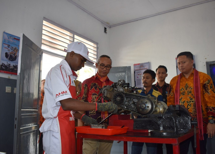 AHM Bawa Pendidikan Vokasi Berstandar Industri ke Ujung Timur Indonesia
