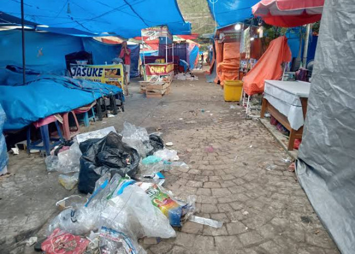 Sampah Berserakan di Lokasi Bazar Muharram, DLH Turunkan Petugas Harian