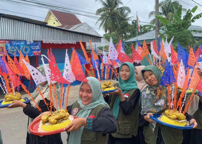 Peringati Maulid Nabi, Warga Talang Kering Pawai Jambar Nasi Kuning 