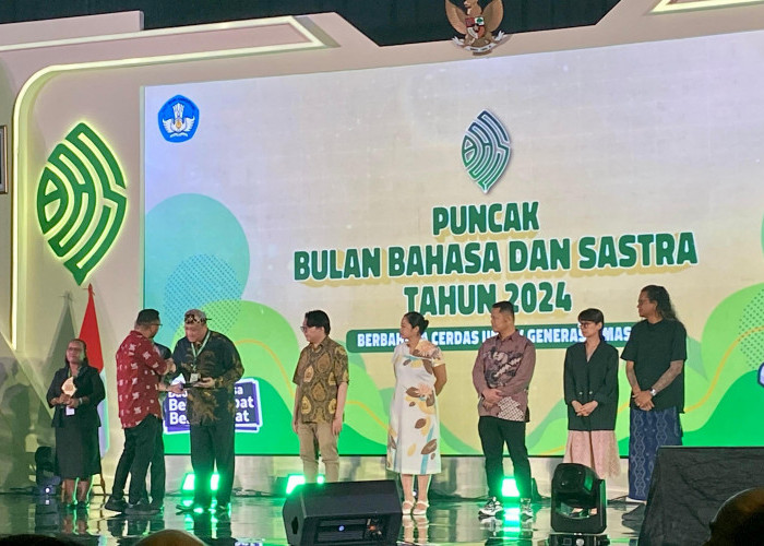 Hotel Santika Bengkulu Raih Penghargaan Lembaga Swasta Tingkat Nasional Kategori Wajah Bahasa Lembaga 2024