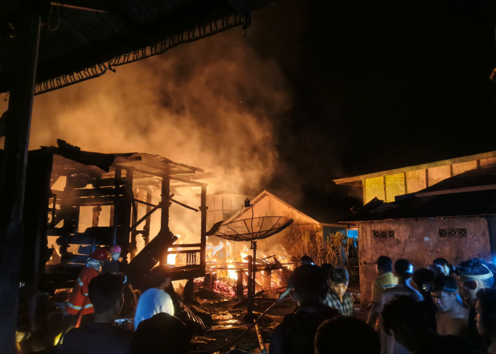 Dua Rumah di Lebong Ludes Terbakar, Diduga Akibat Korsleting Listrik