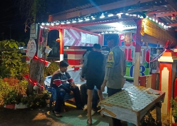 Bhabinkamtibmas Anggut Atas Gencarkan Sambang dan Kontrol Siskamling, Warga Merasa Lebih Aman