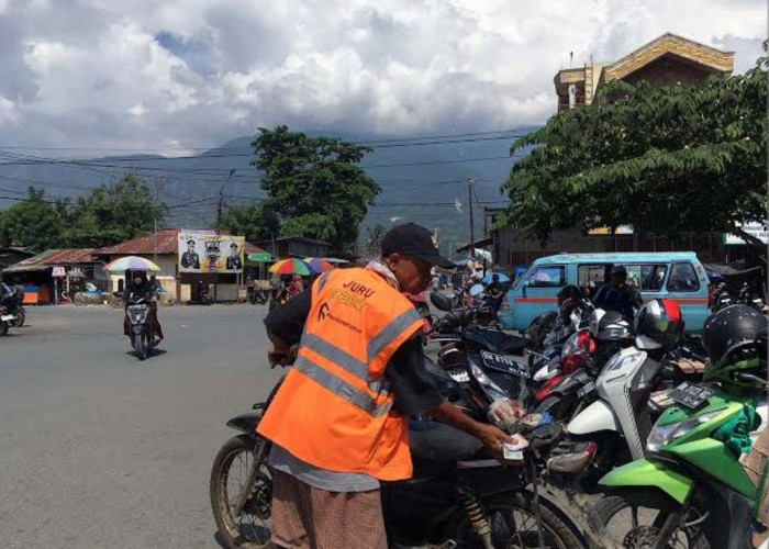 Mayoritas Jukir di Kota Bengkulu Tak Berikan Karcis Parkir, Bahkan Tak Pegang Karcis Saat Bertugas