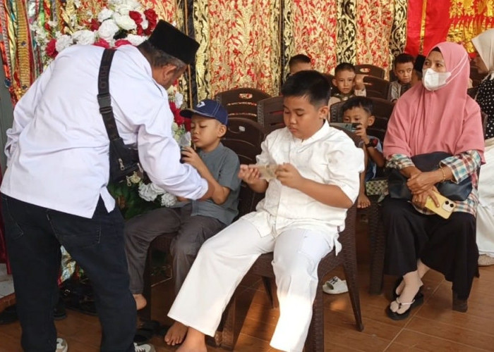  Puluhan Anak Ikut Khitan Gratis, IKM Bengkulu Selatan Perkuat Tradisi Berbagi