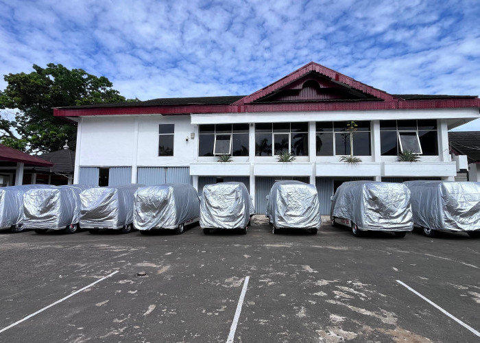 Program Bantu Rakyat Mulai Terealisasi, 130 Ambulans Tiba di Bengkulu dan Siap Disalurkan ke Desa-Desa