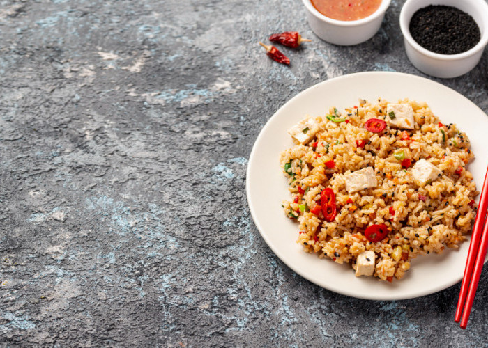 Menu Sahur Praktis: Nasi Goreng Sayur Quinoa Rendah Minyak yang Tetap Mengenyangkan