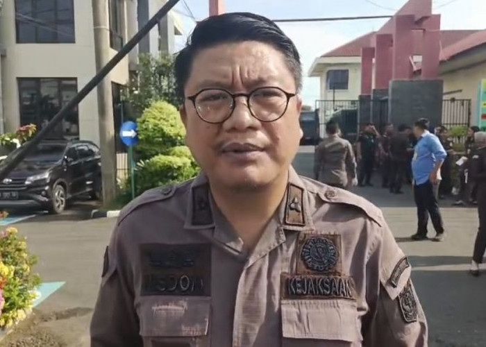 Mantan Kepala SMAN 5 Kota Bengkulu Diperiksa Jaksa Terkait Kisruh Penerimaan Murid Baru