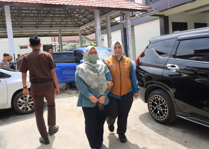 Empat Tersangka Kasus Dugaan Kredit Bermasalah Bank Bengkulu Resmi Dilimpahkan ke Jaksa