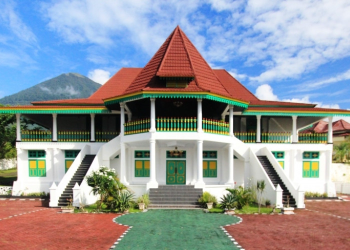 Dibangun Tahun 1660, Istana Kesultanan Tidore di Maluku Utara Sangat Megah dan Sarat Makna