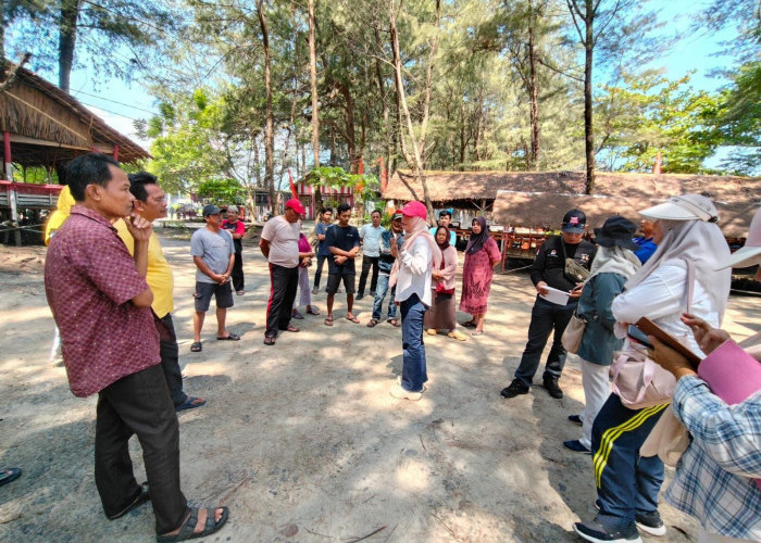 Pedagang Bersedia Tertibkan Lapak di Pantai Panjang