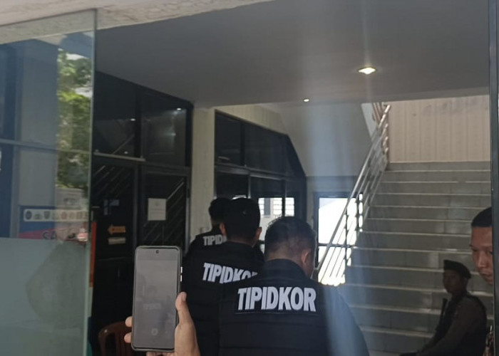 BREAKING NEWS! Polda Bengkulu Geledah Kantor PDAM Tirta Hidayah Terkait Dugaan Korupsi Rekrutmen PHL
