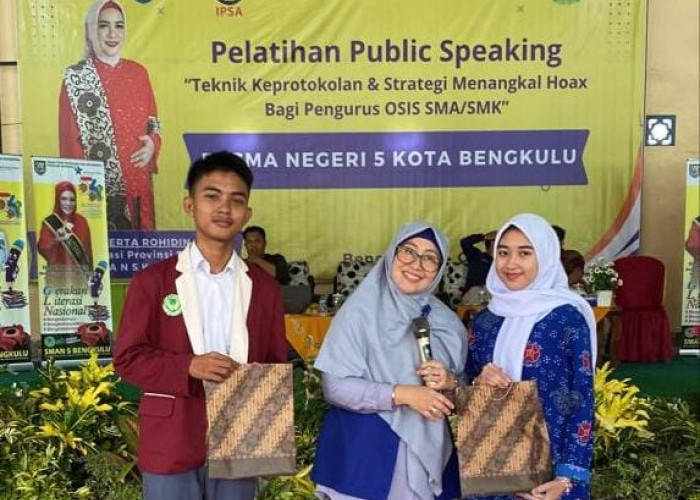 Ratusan Pelajar Kota Bengkulu Ikuti Pelatihan Publik Speaking, Keprotokolan Hingga Pencegahan Hoaks 