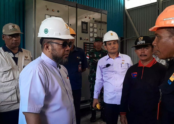 Gubernur Bengkulu Tinjau PLTD Enggano, Dua Mesin Ditemukan Rusak
