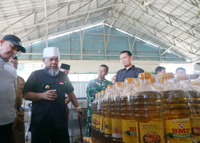 Tinjau Rumah Produksi BMP, Helmi Hasan Tekankan Kemandirian Ekonomi Bengkulu