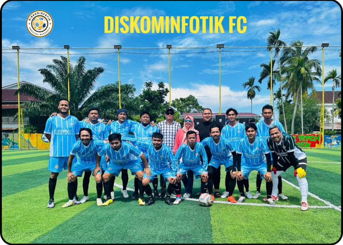 Tim Diskominfotik FC Taklukkan Disnakertrans 2-0 di Laga Perdana Gubernur Cup 2025 