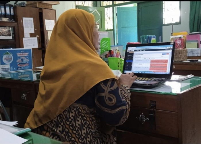 Bantu Administrasi Guru, Disdikbud Mukomuko Siapkan Laptop untuk 73 Sekolah