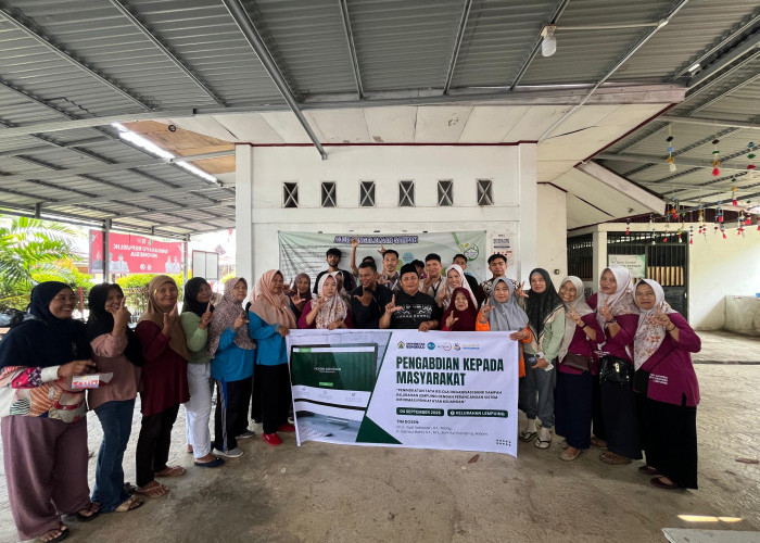 Dosen dan Mahasiswa FT UNIB Inovasi Sistem Informasi Bank Sampah di Kelurahan Lempuing