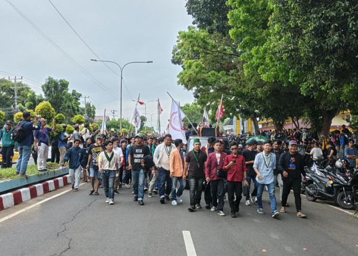 Gedung DPRD Provinsi Bengkulu Kembali Didemo Mahasiswa 